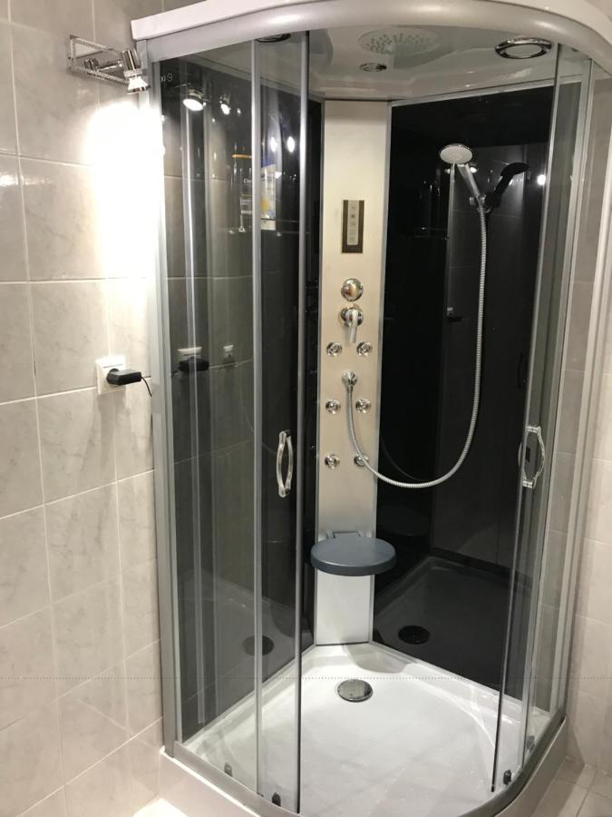 Апартаменты Luxury Basement In The Surrounding Of Budapest Модьород Экстерьер фото